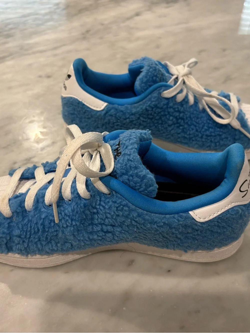 Adidas Superstar x The Simpsons Marge Blue Fuzzy Kids Shoes Size 4 Womens 5.5